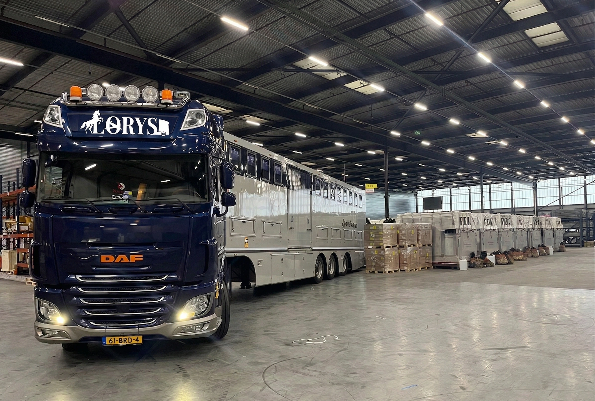 Lorys truck with custom horse trailer